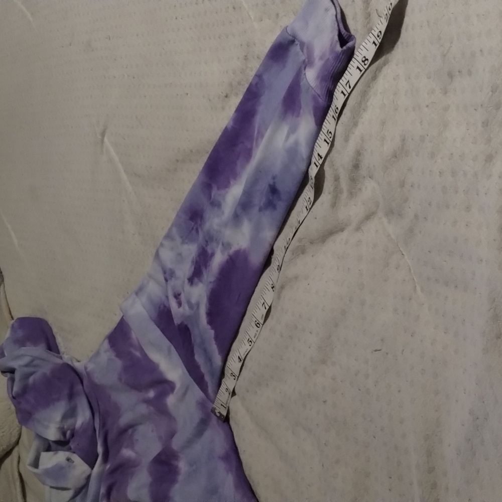 Refuge by Charlotte Russe tie dye sweatsuit - Picture 4 of 10